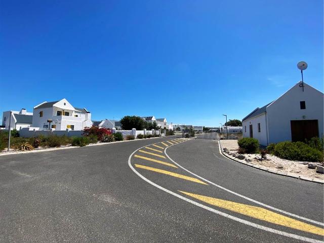 2 Bedroom House in Yzerfontein