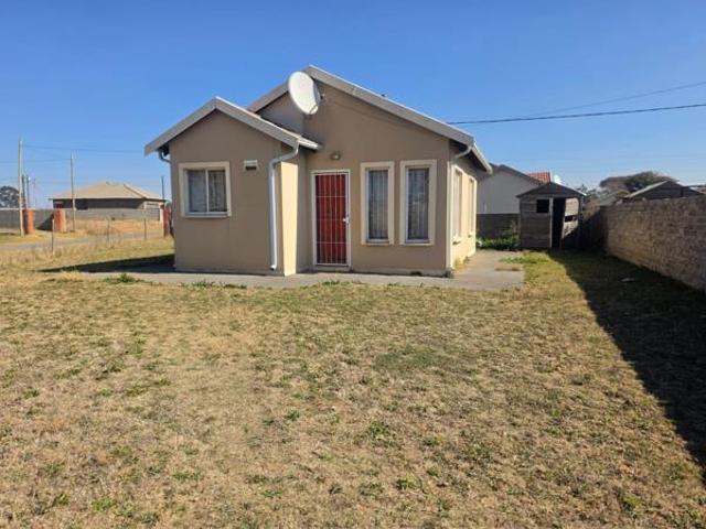 2 Bedroom House in Zamdela