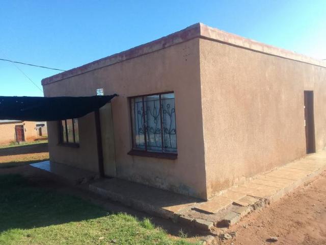 2 Bedroom House in Zamdela