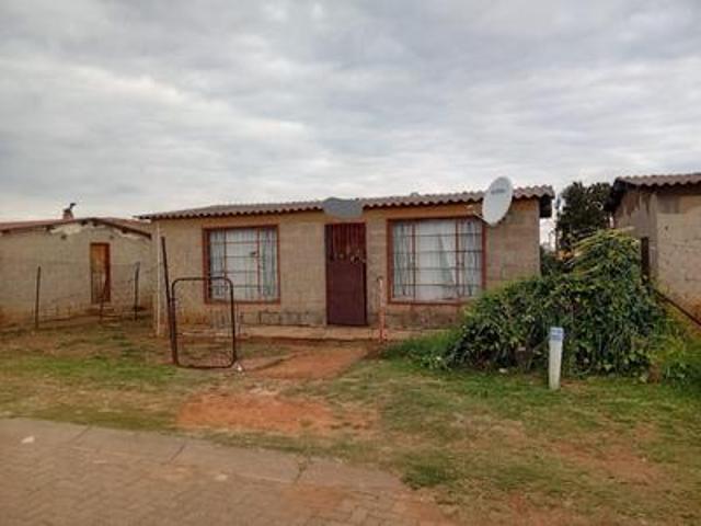 2 bedroom house on the market tsakane