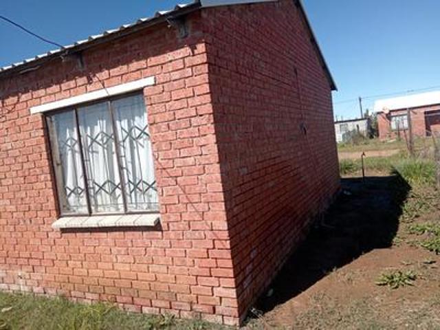 2 bedroom house on the market in tha.