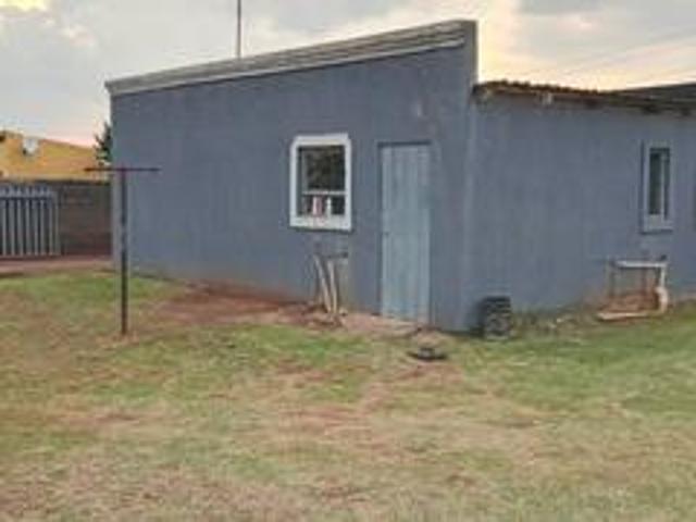 2 bedroom house on the market in vos.