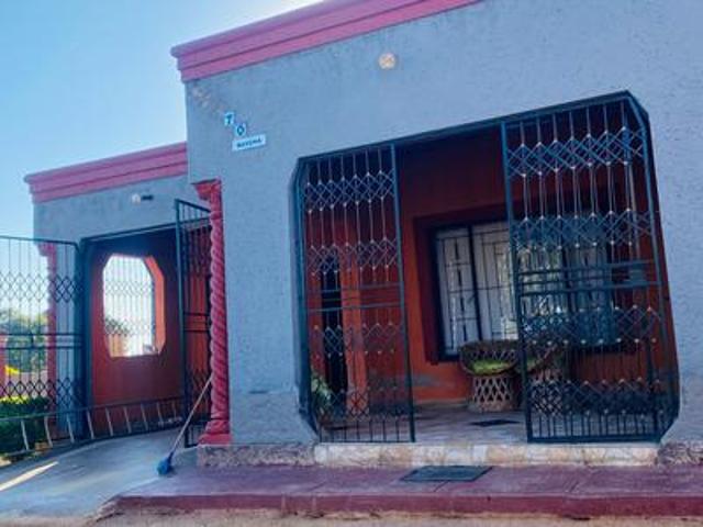 2 bedroom house on the market in win.
