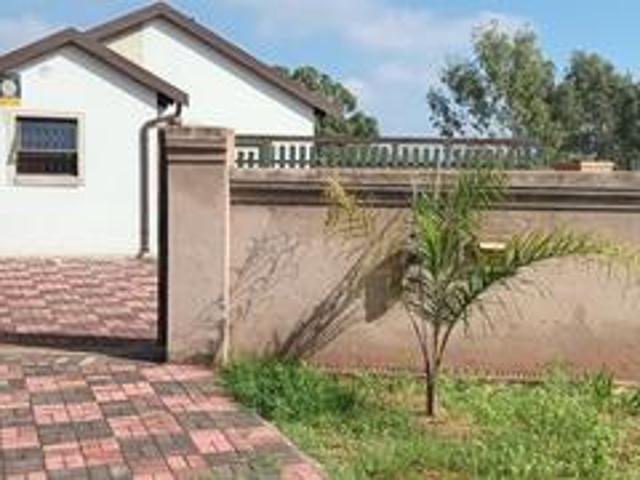 2 bedroom house on the market in wil.