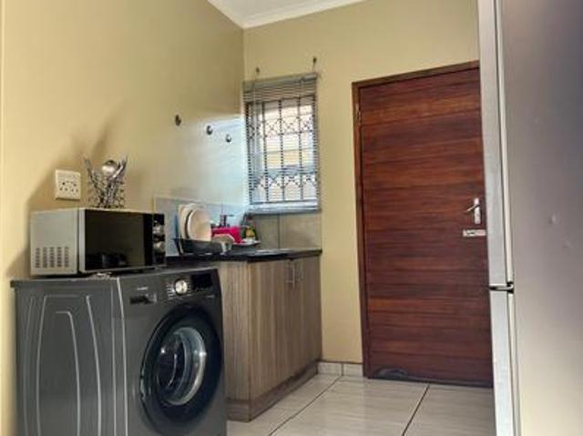 2 bedroom house on the market in bok.