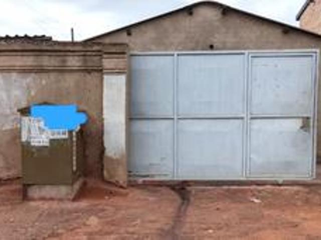 2 bedroom house on the market in chiawelo