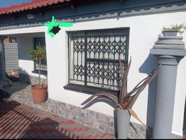 2 bedroom house on the market in ess.