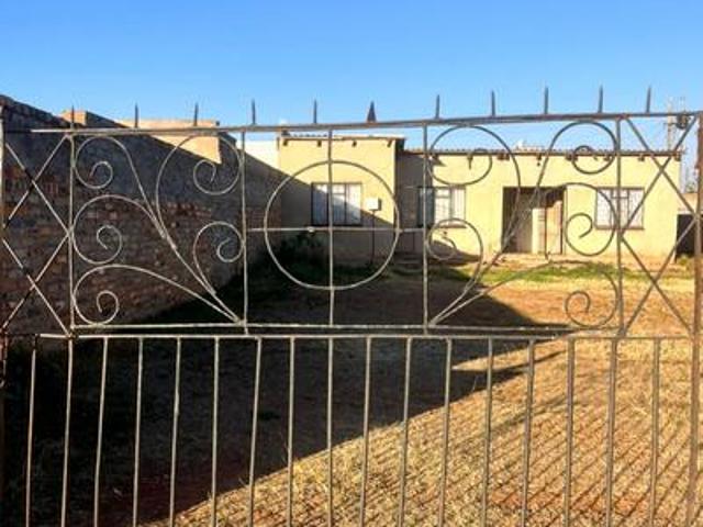 2 bedroom house on the market in law.
