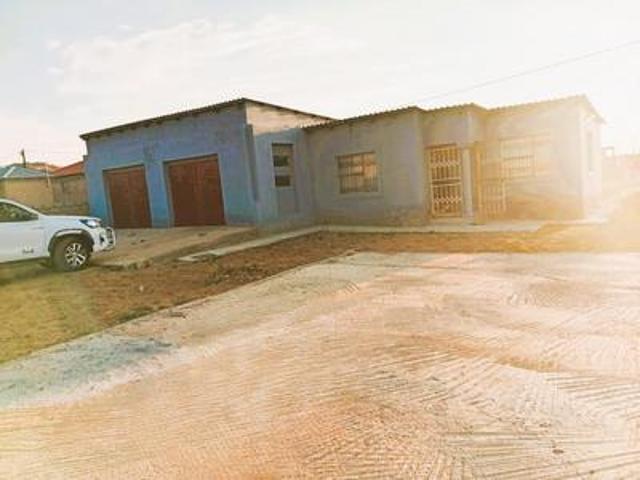 2 bedroom house on the market in mankweng