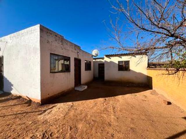 2 bedroom house on the market in ora.