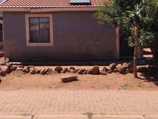 2 bedroom house on the market in ora.