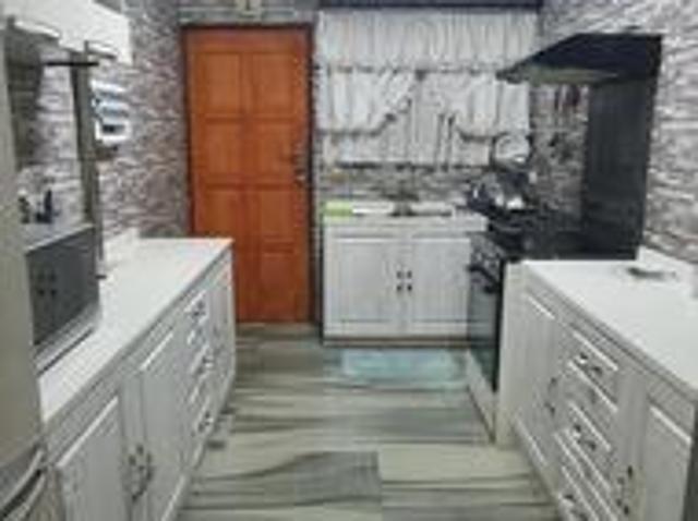 2 bedroom house on the market paradise
