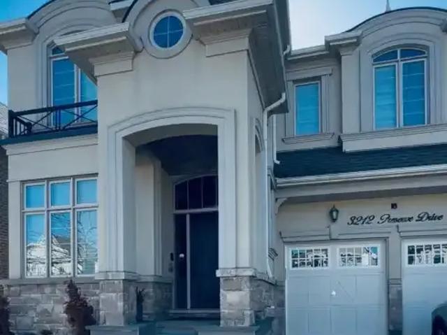 2 Bedroom House Oakville ON 100444086