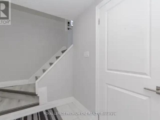 2 Bedroom House Oakville ON LS103091696