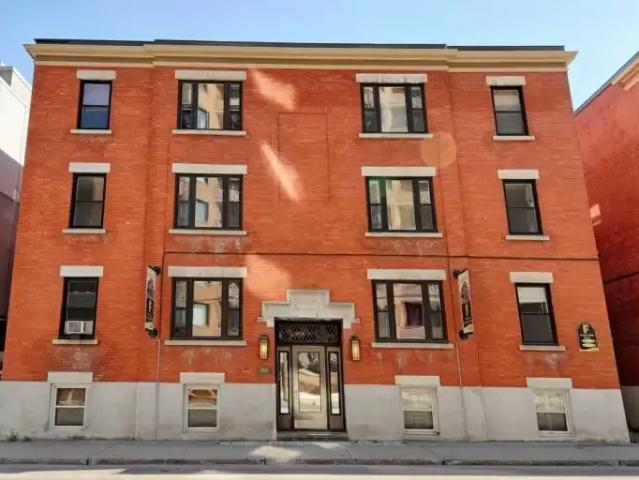 2 Bedroom House Ottawa ON LS100757977