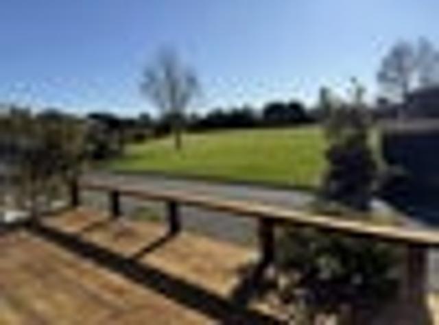 2 Bedroom house overlooking a Park