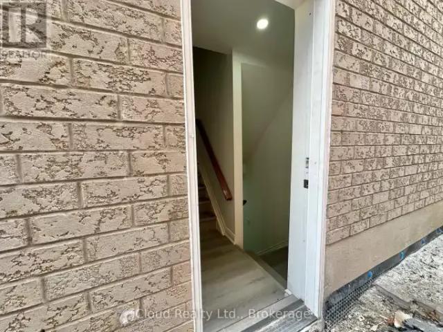 2 Bedroom House Milton ON 101986752