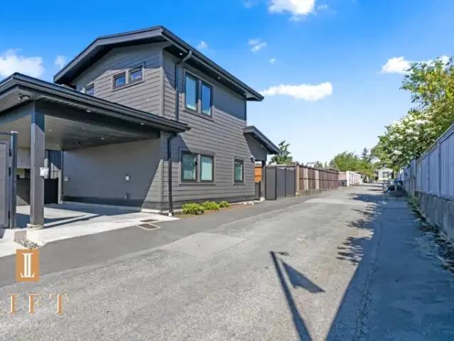 2 Bedroom House New Westminster BC 102846147