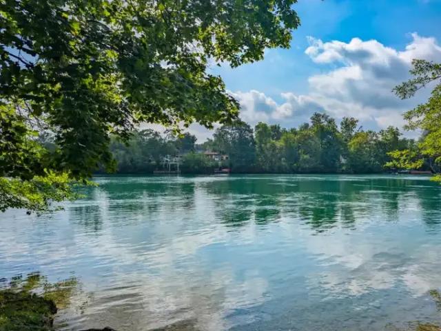 2 Bedroom House Niagara Falls ON 105326899
