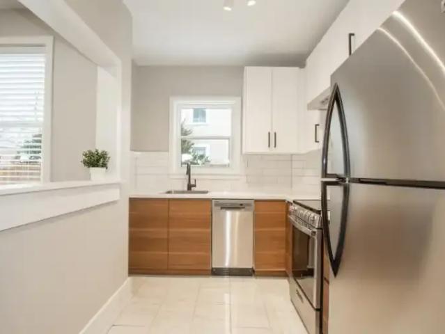 2 Bedroom House St. Catharines ON 104224123