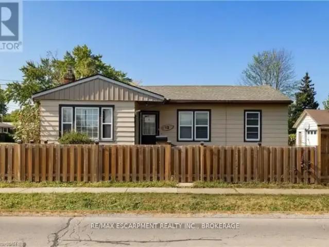 2 Bedroom House St. Catharines ON 105167185