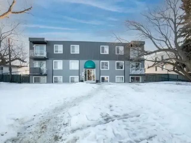 2 Bedroom House Red Deer AB 100809606