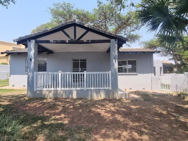 2 Bedroom house rented in North Riding, Randburg