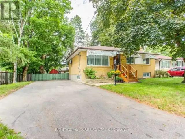 2 Bedroom House Richmond Hill ON 101339658