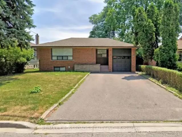 2 Bedroom House Richmond Hill ON 103487602