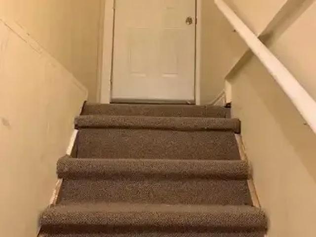 2 Bedroom House Richmond Hill ON 104864236