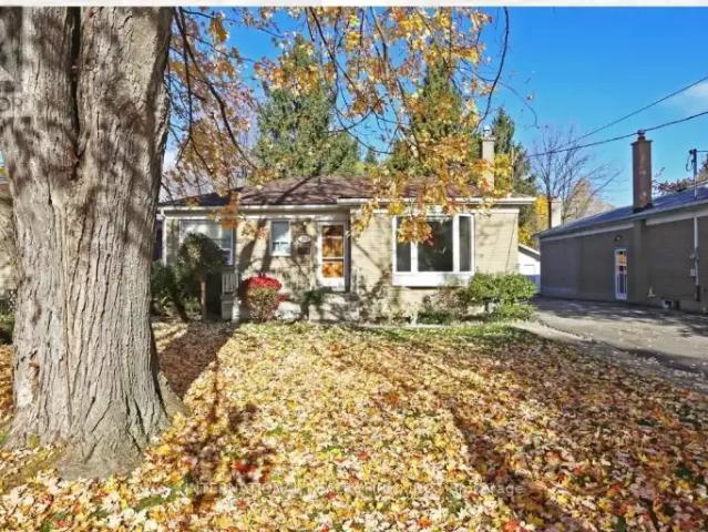 2 Bedroom House Richmond Hill ON 104941053