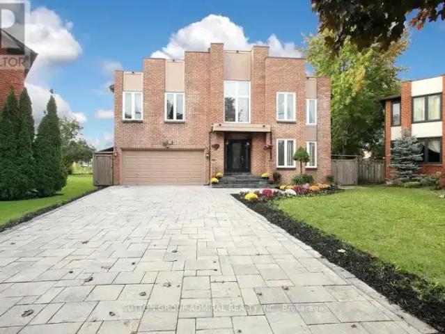 2 Bedroom House Richmond Hill ON 105004847