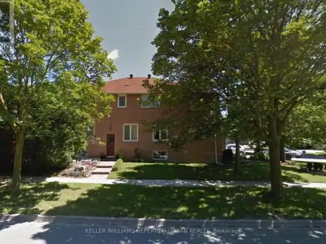 2 Bedroom House Richmond Hill ON 105198734