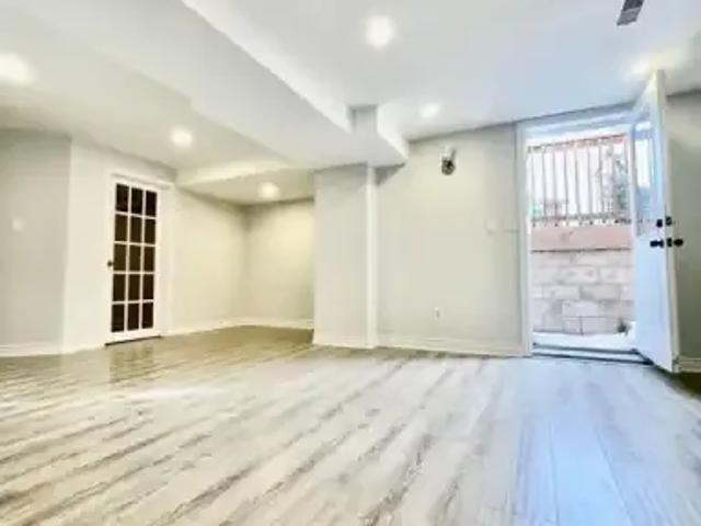 2 Bedroom House Richmond Hill ON LS99506548