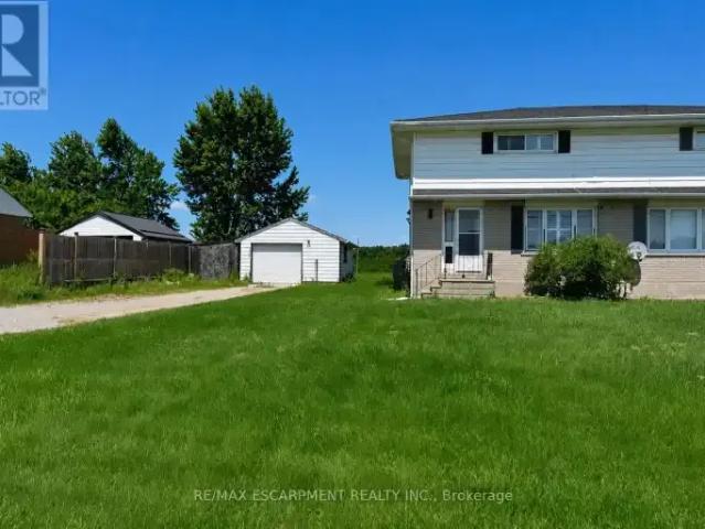 2 Bedroom House Woodstock ON 104754127