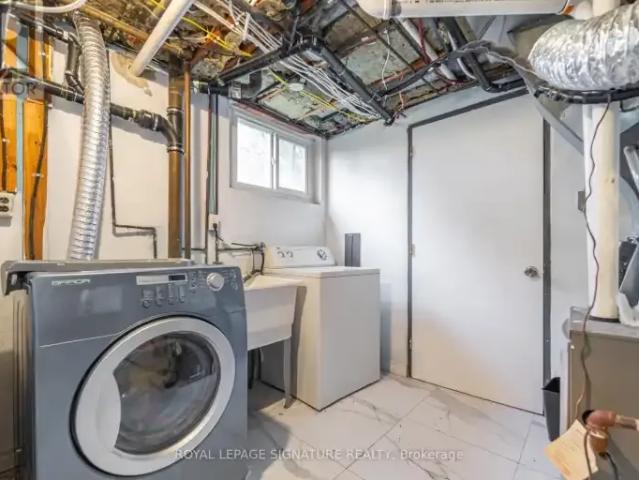 2 Bedroom House Waterloo ON 102883753