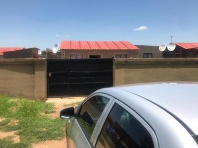 2 bedroom house with 3 outside rooms.