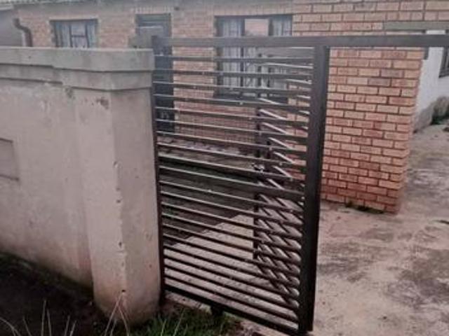 2 bedroom house with 3 outside rooms.