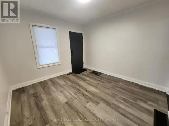 2 Bedroom House Windsor ON 100444796