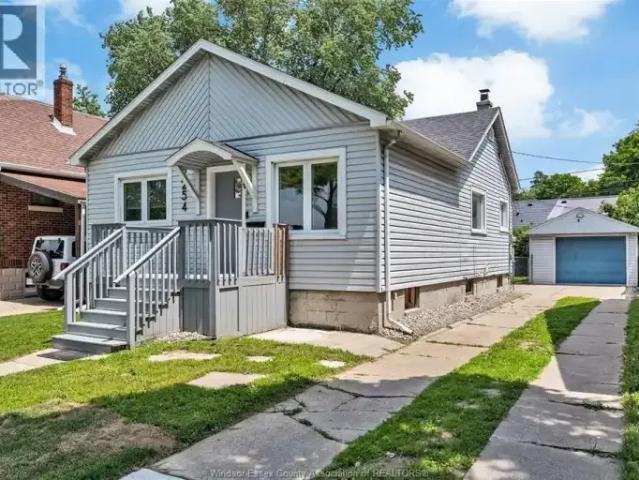 2 Bedroom House Windsor ON 103695344