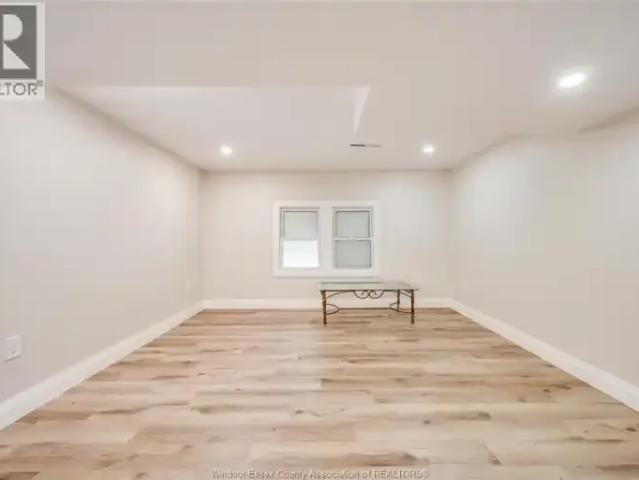 2 Bedroom House Windsor ON 103119171