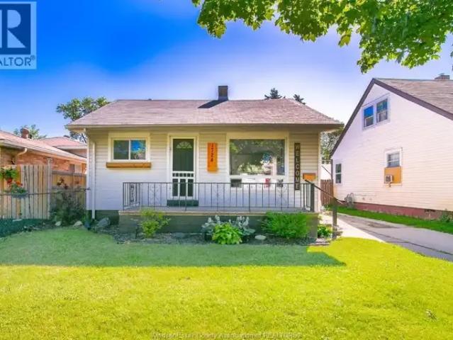 2 Bedroom House Windsor ON 105281935
