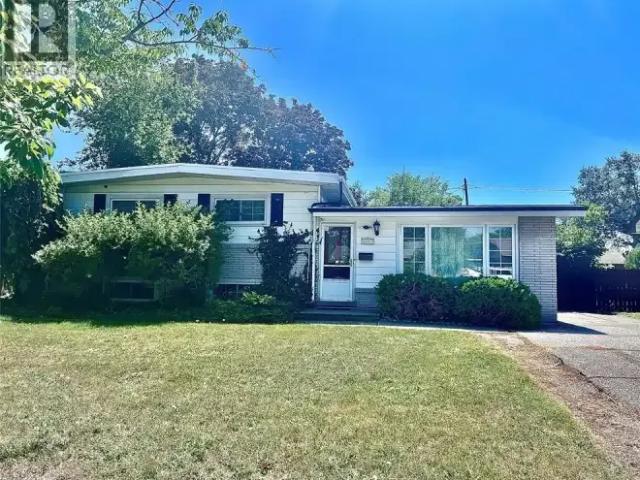 2 Bedroom House Windsor ON 105281956