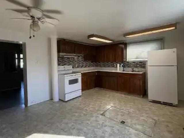2 Bedroom House Winnipeg MB 104638403
