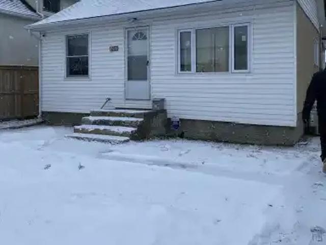 2 Bedroom House Winnipeg MB 103424712