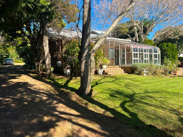 2 Bedroom House To Let in Constantia