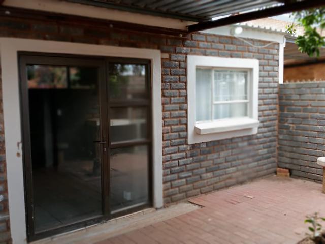 2 Bedroom House To Let in Kuruman