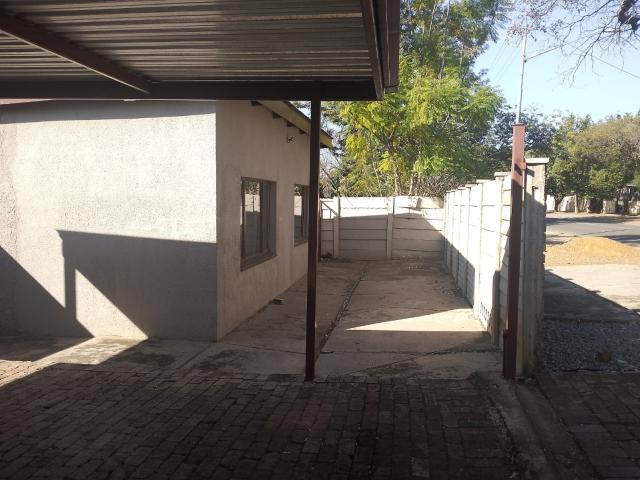 2 Bedroom House To Let in Pretoria North
