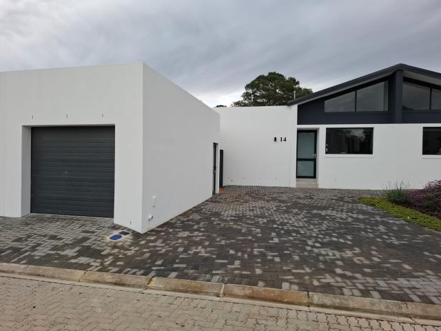 2 Bedroom House To Let in Swellendam