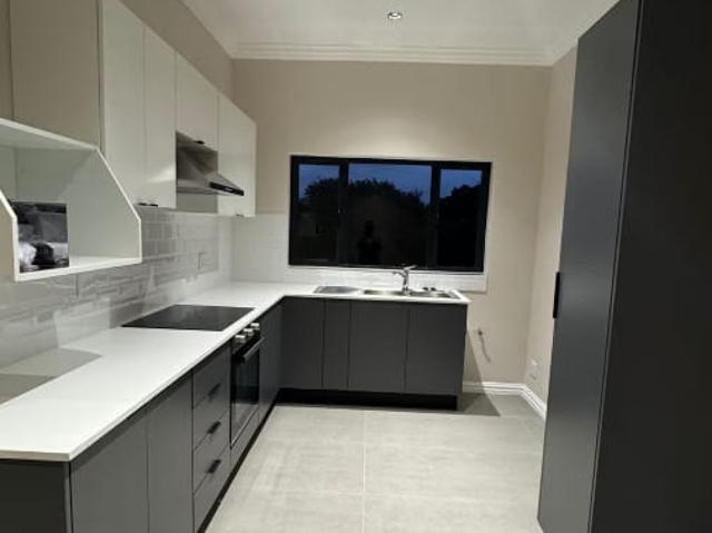2 Bedroom House To Let in Westville